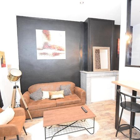 leRelaisdOdile11 - BEL APPART CHIC INDUST - HYPERCENTRE - TRAM Valenciennes Bagian luar foto