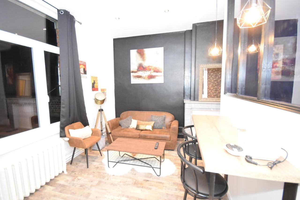 leRelaisdOdile11 - BEL APPART CHIC INDUST - HYPERCENTRE - TRAM Valenciennes Bagian luar foto