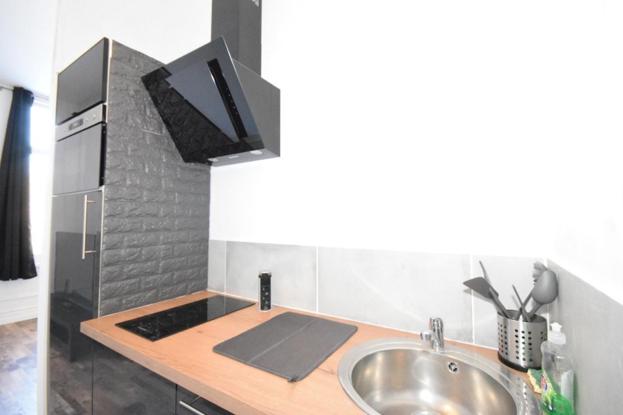 leRelaisdOdile11 - BEL APPART CHIC INDUST - HYPERCENTRE - TRAM Valenciennes Bagian luar foto