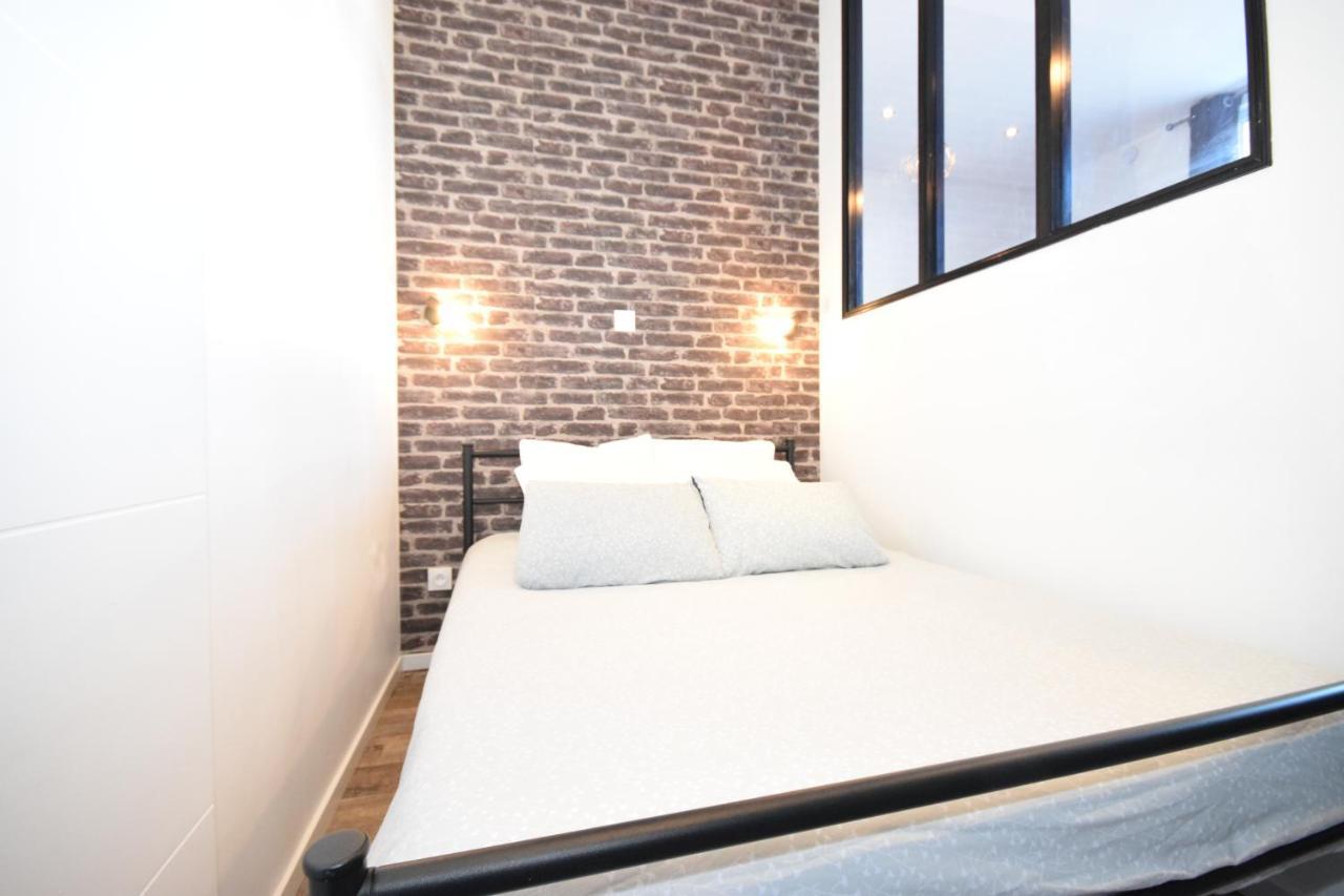 leRelaisdOdile11 - BEL APPART CHIC INDUST - HYPERCENTRE - TRAM Valenciennes Bagian luar foto